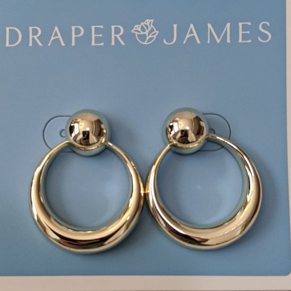 Draper James Gold Doorknocker Earrings - Picture 3 of 4